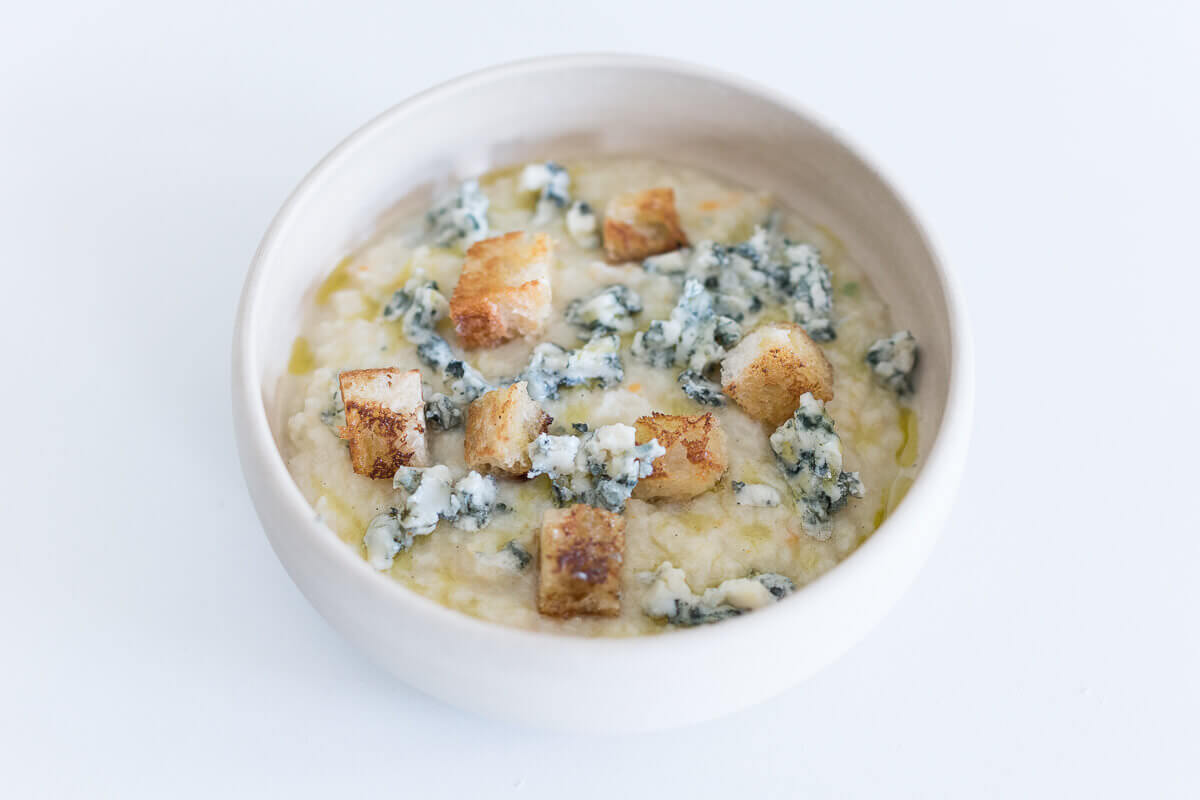 Blumenkohl und Gorgonzola
