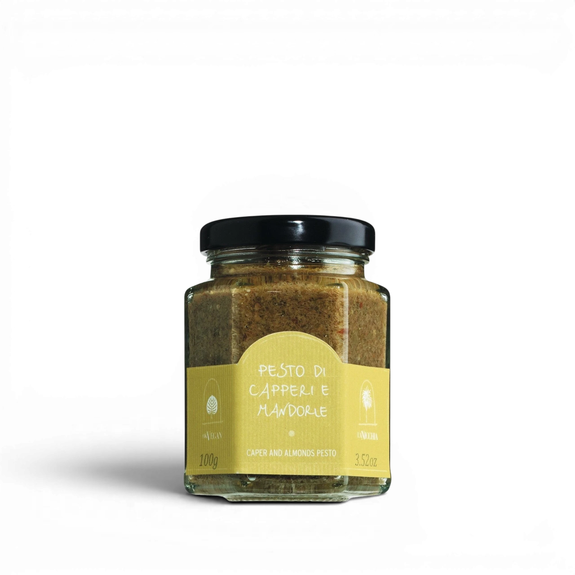 Pesto aus Kapern, Mandeln und Basilikum