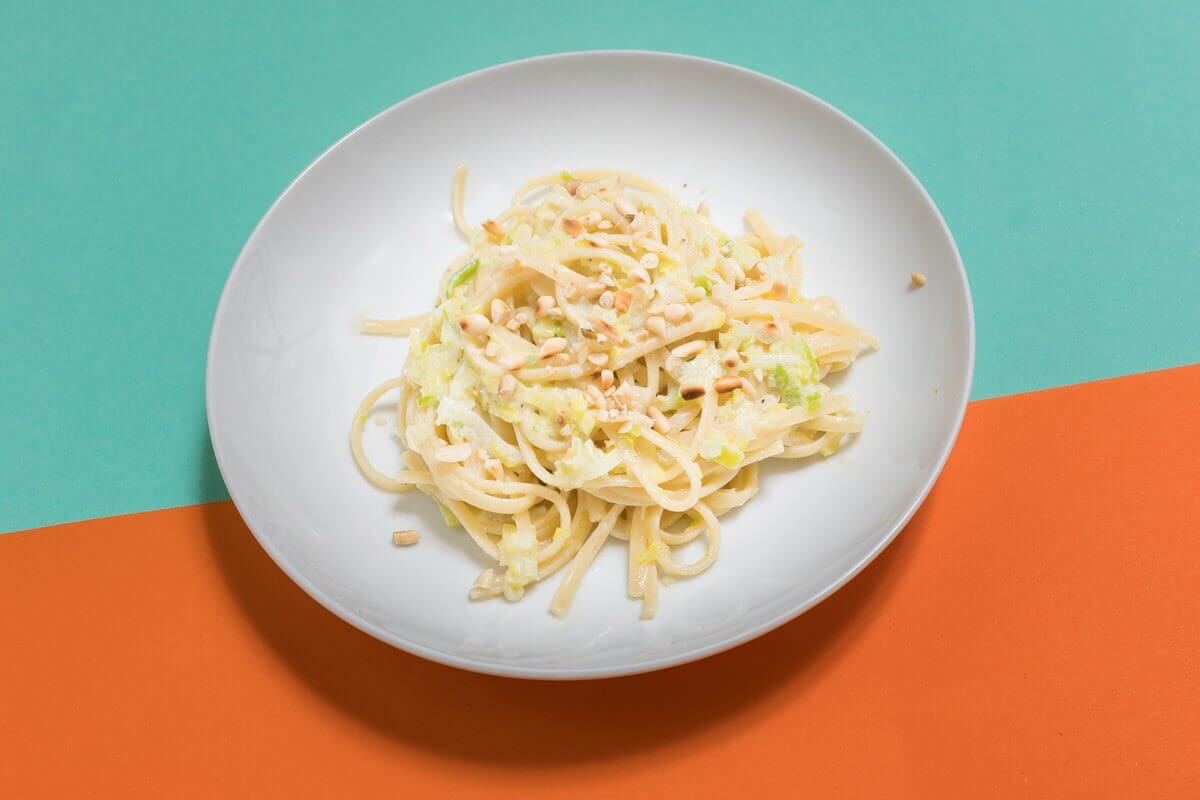 Spaghetti mit Porree und Milch