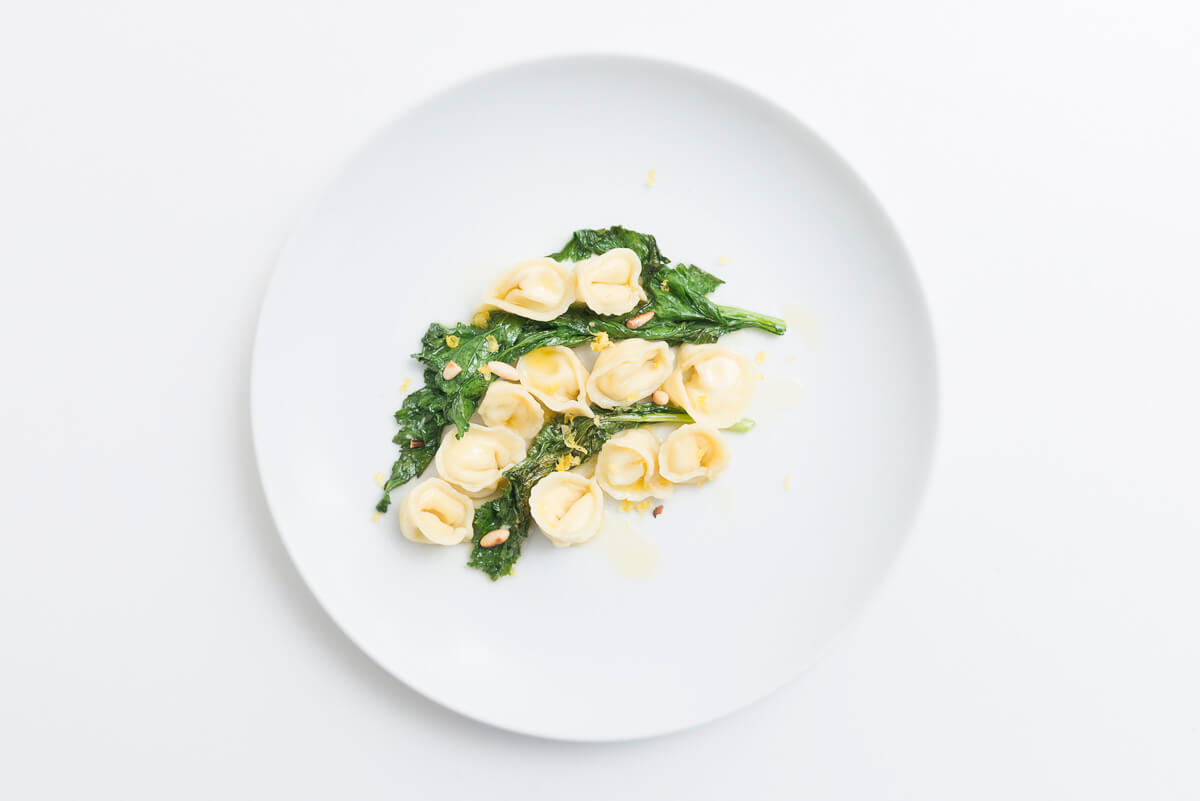 Tortellini di parmigiano con cima di rapa