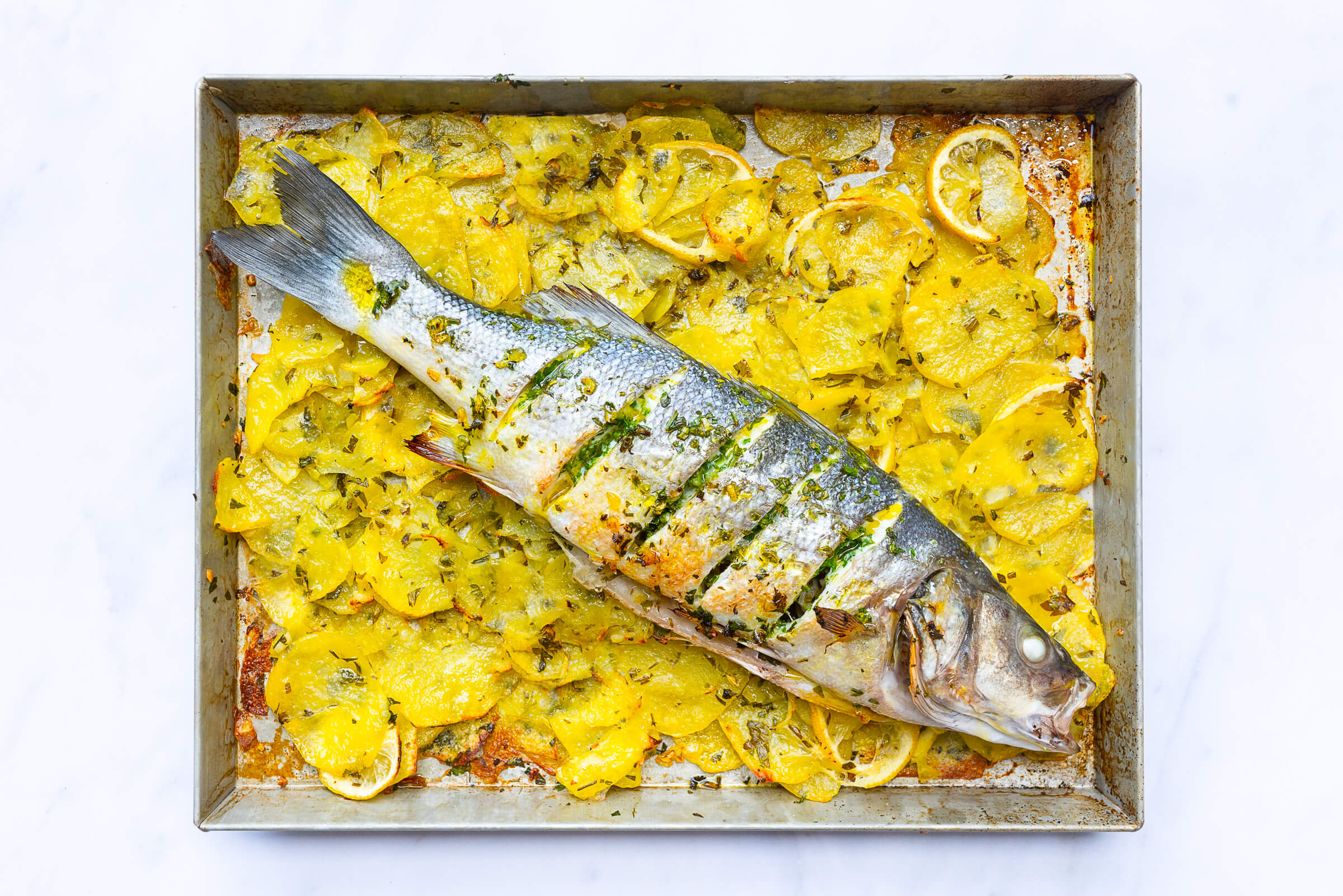 Fisch auf Kartoffelbett